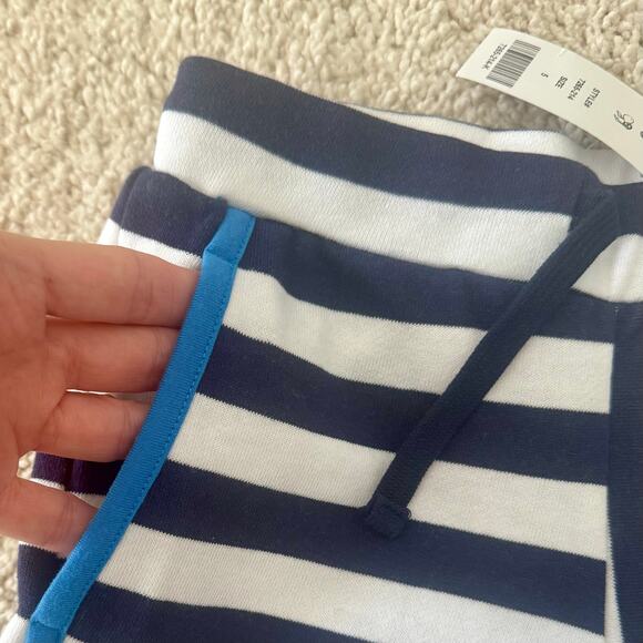 Stripe Summer Shorts Rockets of Awesome NWT Girls Sz 5 Assymetrical Dolphin Hem - Picture 2 of 7